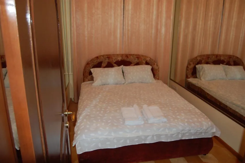 Like Hostel Kiev 0*,  Ukrayna